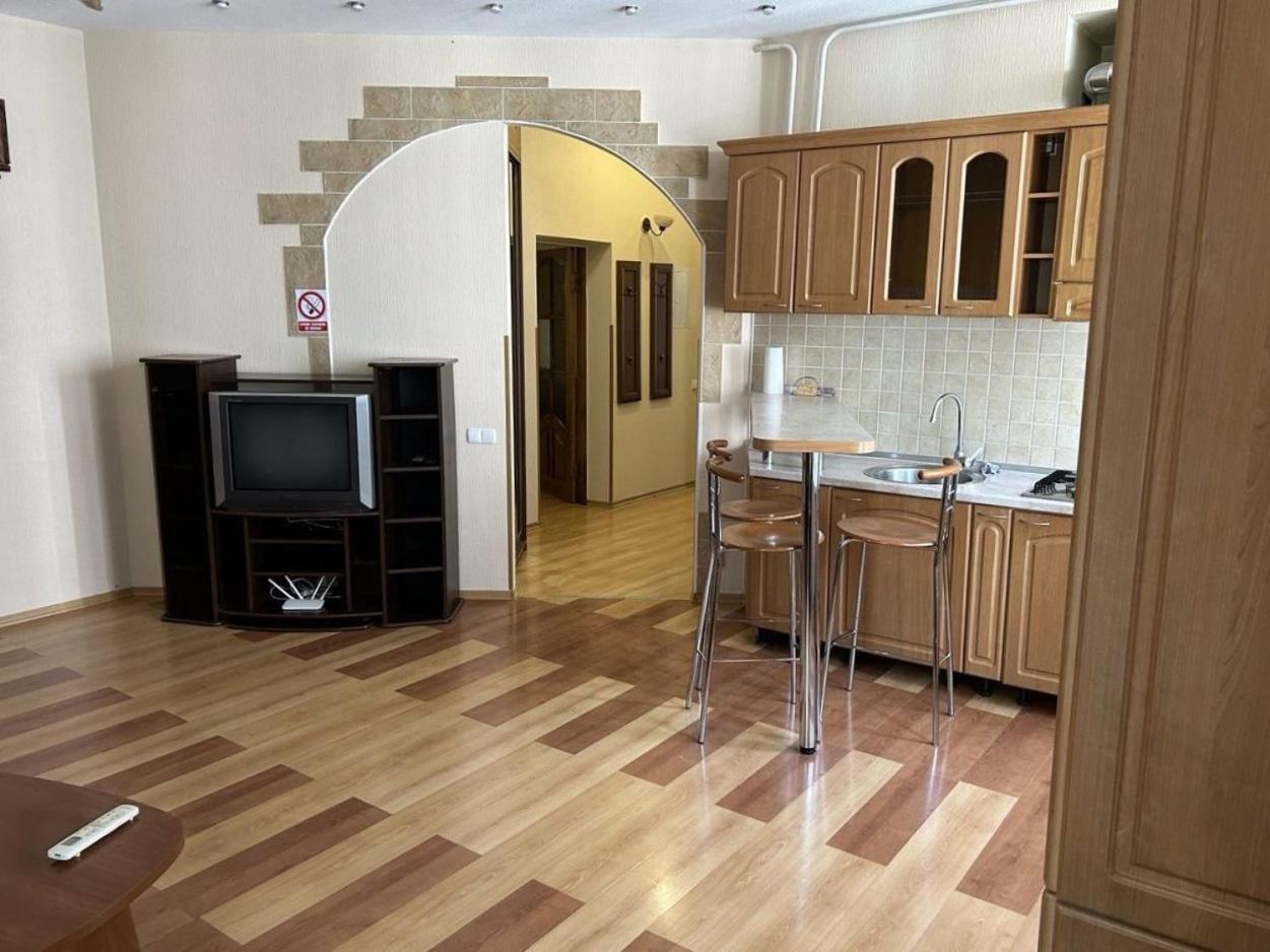 Апартаменти 3-Кімнатні, М. Майдан Незалежності Kiev Extérieur photo